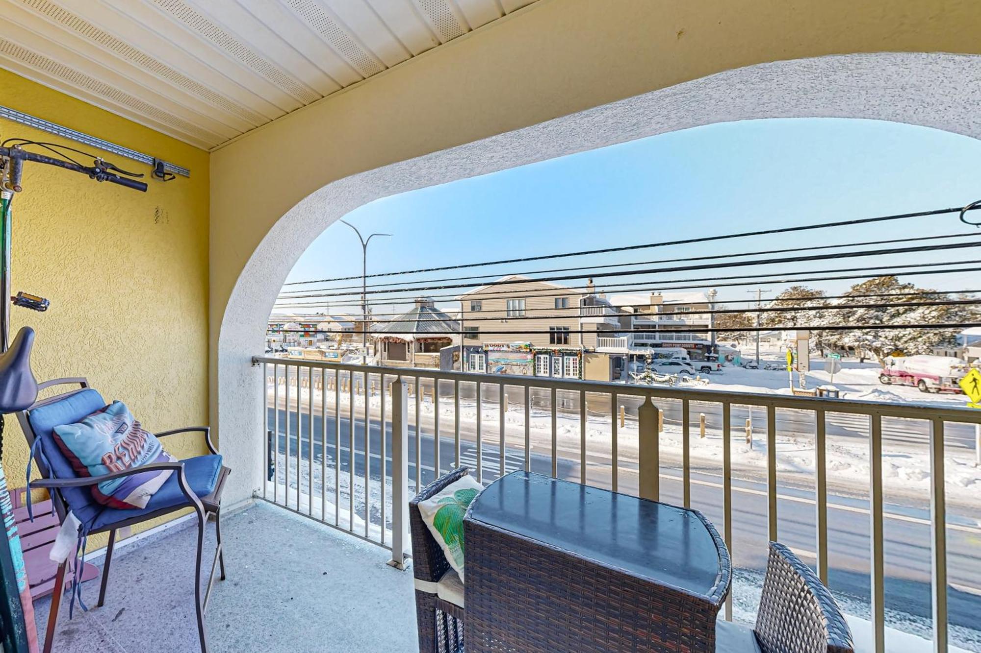 The Surfrider --- 1904 Coastal Highway Unit E Apartment Dewey Beach Exterior photo